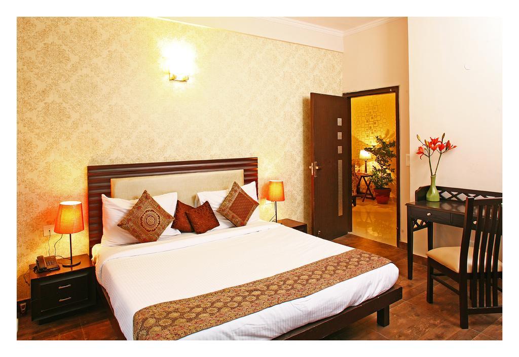 Evergreen 2Bhk Service Apartment Vasant Kunj Fortis Ilbs Ню Делхи Екстериор снимка